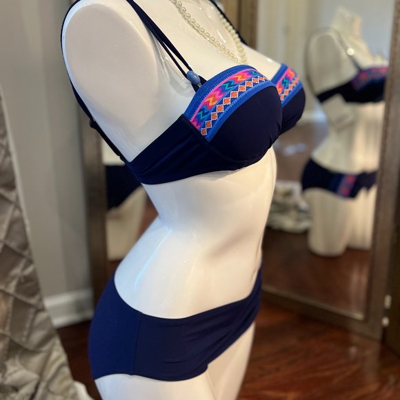Sale! NEW Sunflair Aztack Bikini Set Blue with a hint of color & Blue beads Med - Picture 6 of 11